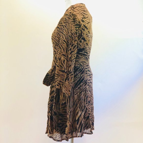 NWT GANNI MINI Georgette Wrap Dress, Tiger Pattern Size 12 (44) - Picture 7 of 14